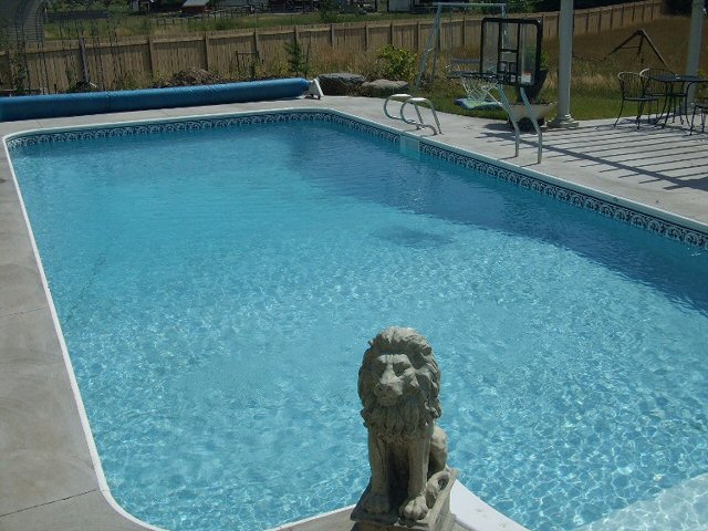 Aqua Fun Pools Sign